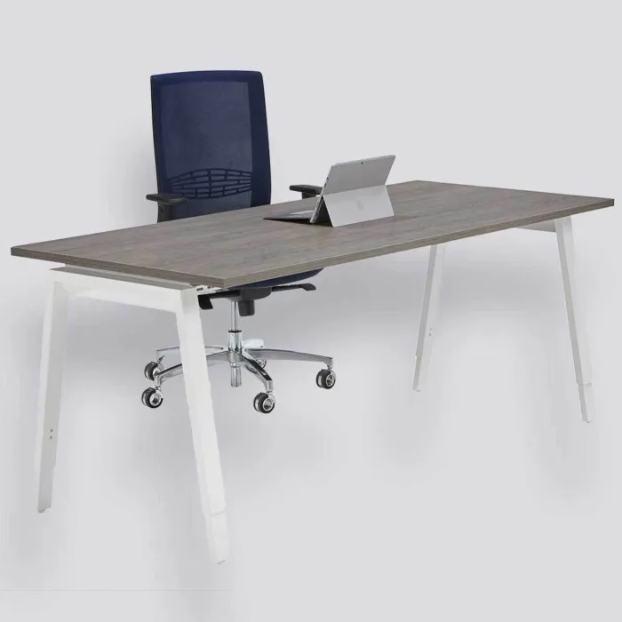 Versluis bureau Schoor van € 370,- voor € 175,-