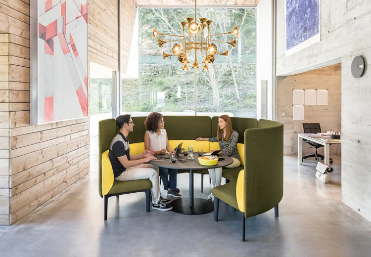 Stapelbare terrasstoel  112