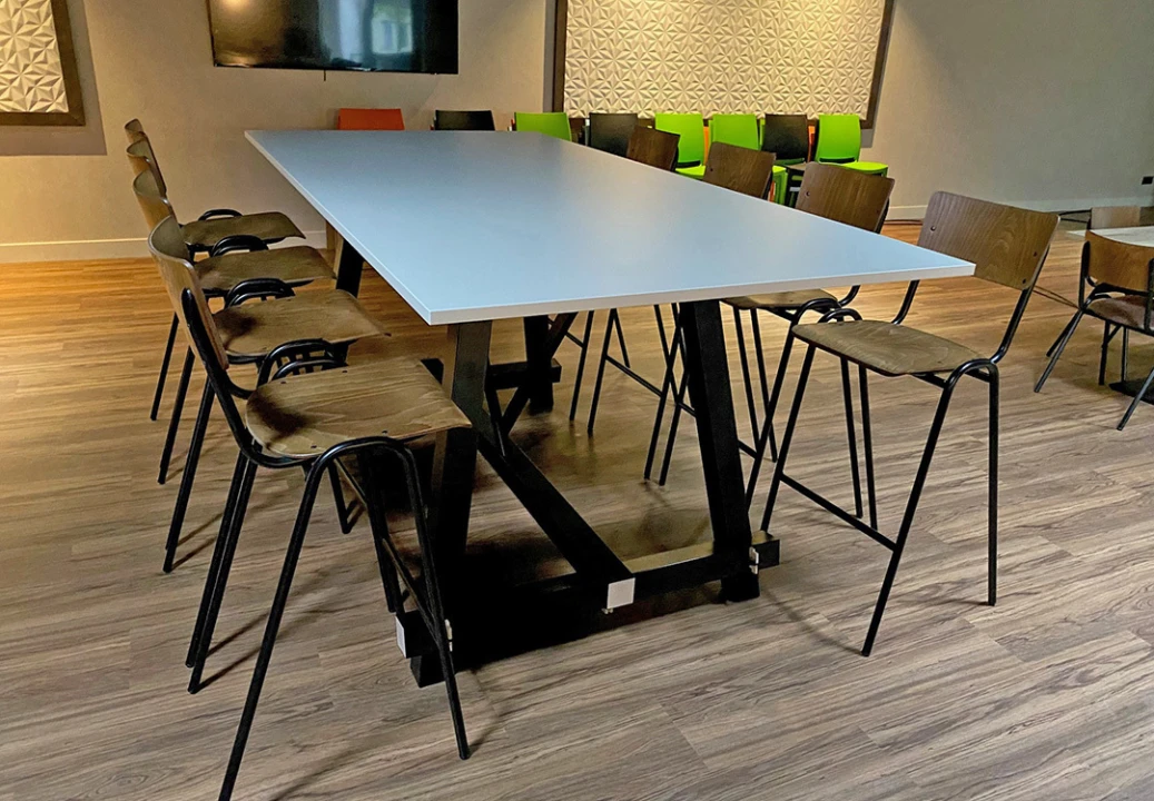 Voortman Tabs vergadertafel 240 x 120 cm voor €795,-