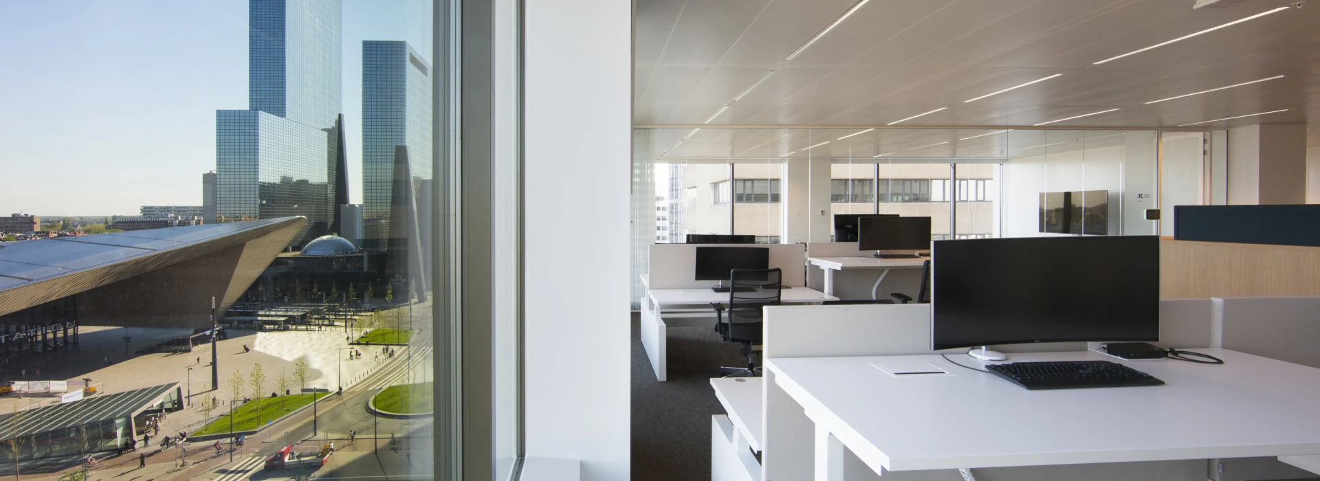 Hoog laag bureau