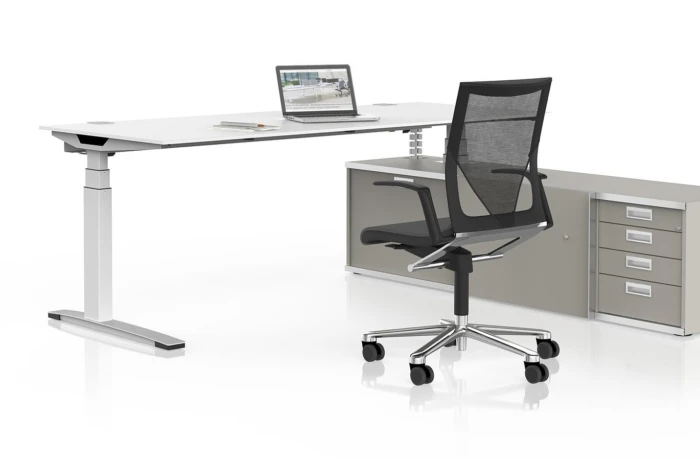 Vario Stage SX  zit sta bureau met M7 sideboard