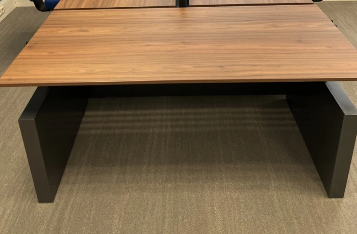Voortman Hi Tee bureau voor € 175,-