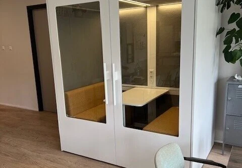Referentie Phone Alone booth