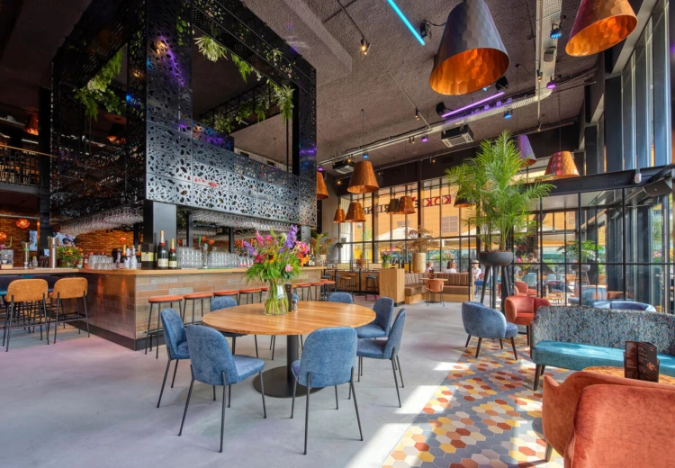 Satelliet kruk Moretti HS