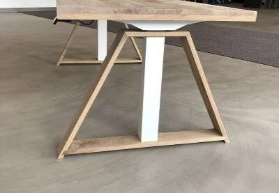 Versluis zit-sta bureau Wood It Be Nice