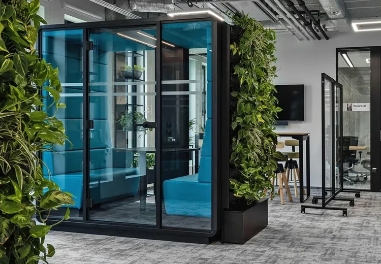 Hush office booth Meet M