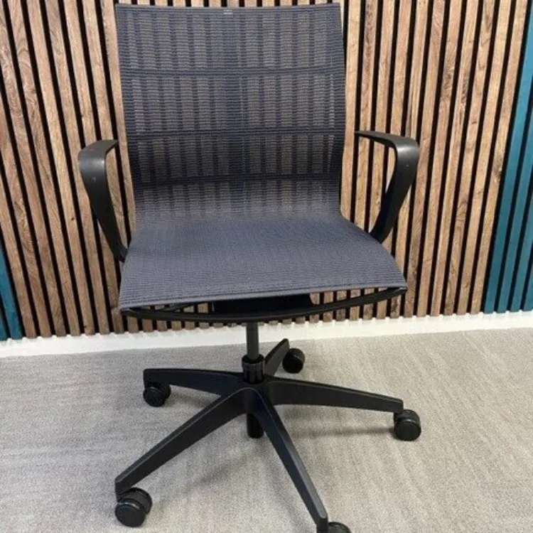 Sedus Se:Joy bureaustoel van € 602,- voor € 295,-