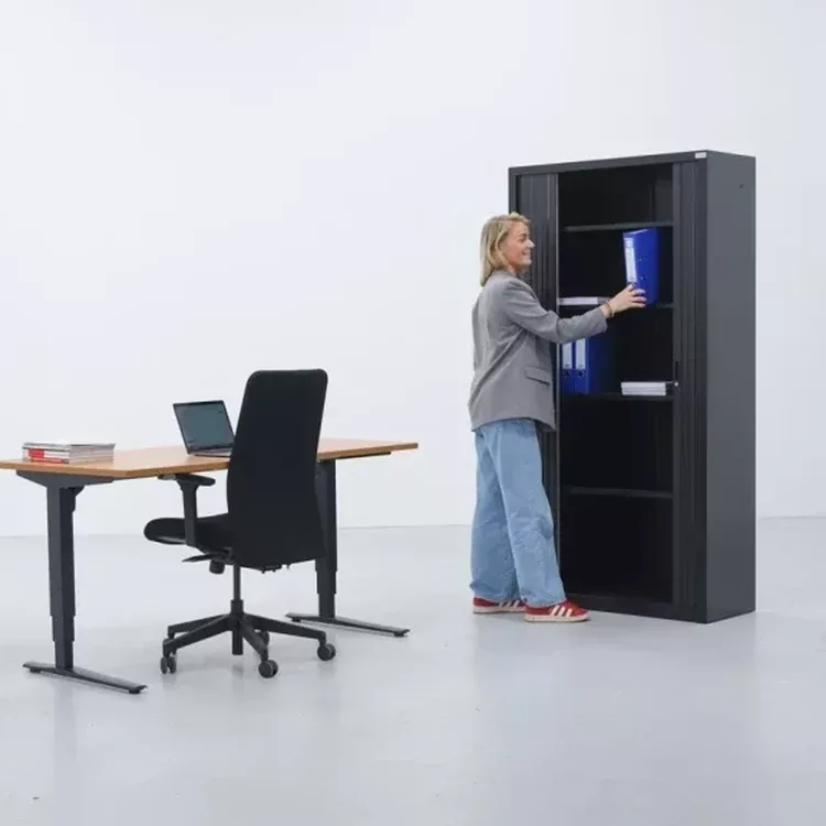 Versluis roldeurkast antraciet van € 711,- voor € 395,-