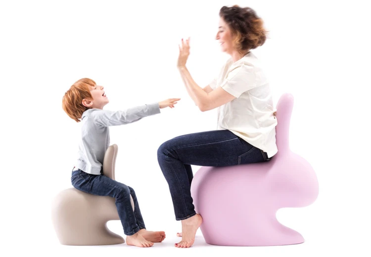 Versluis scrum rabbit chair