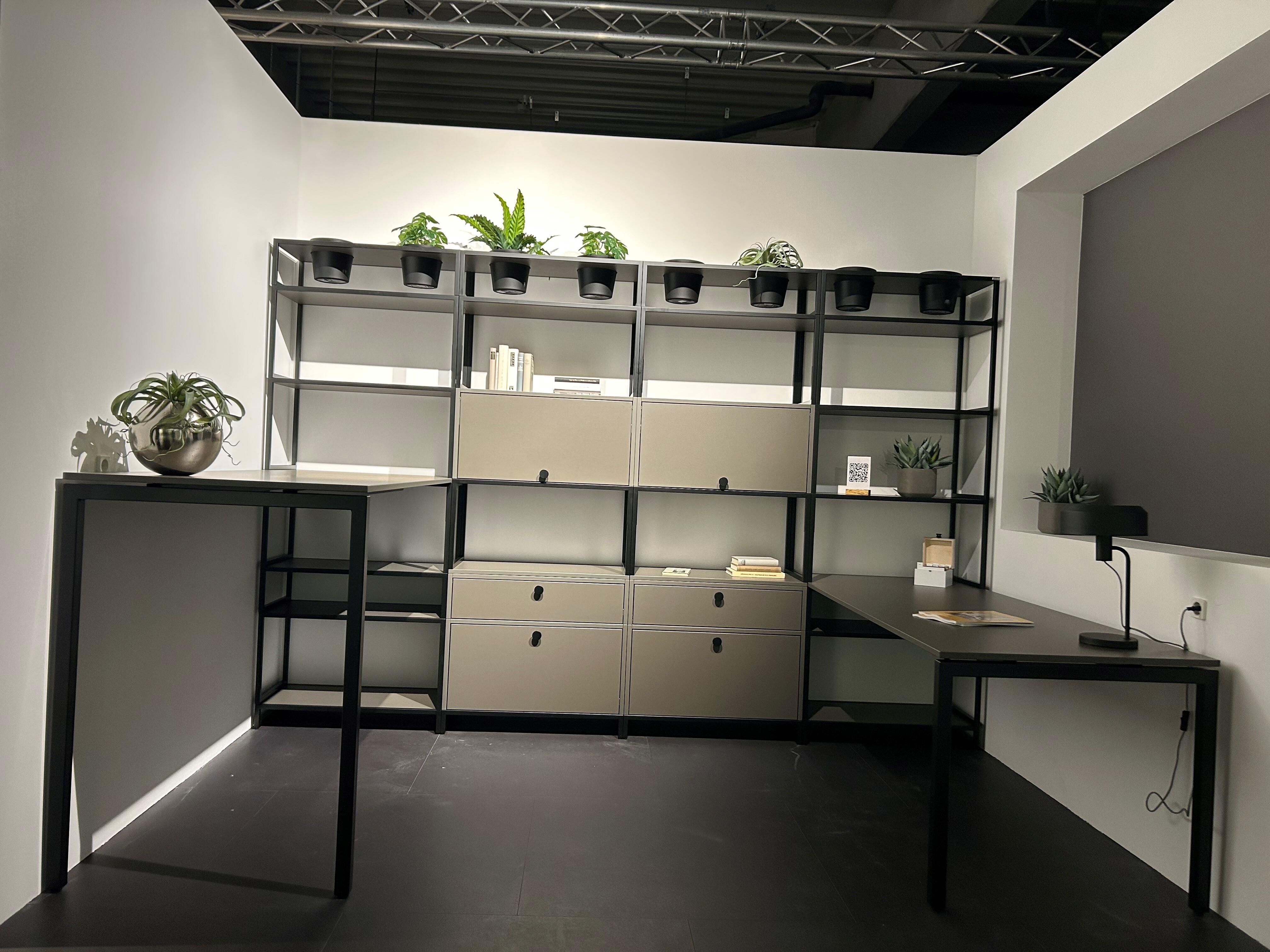 M1 rack opstelling met trendkleuren